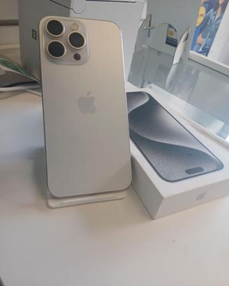 Iphone 15pro max 256gb batteria 83% con cavo