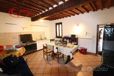 Appartamento di 70 m² con 3 locali a Montevarchi