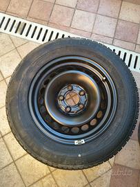 Pneumatico Michelin 195/65 R15 Con Cerchio