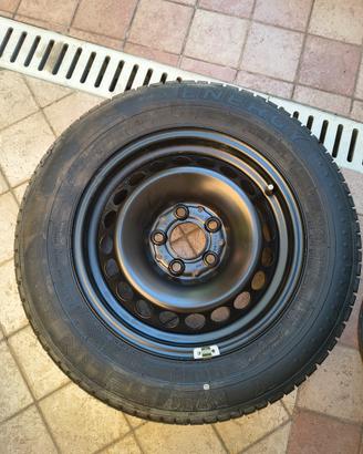 Pneumatico Michelin 195/65 R15 Con Cerchio