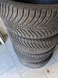 225 45 17. 4 Goodyear 4 stagioni