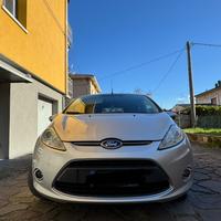 Ford fiesta 1400 benzina/gpl