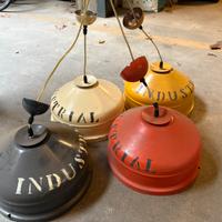 Lampade  a sospensione industriali