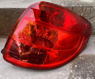 Faro posteriore DX per fiat sedici e suzuki SX4