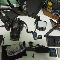 Reflex Nikon D5600 con obiettivo 18-55mm VR