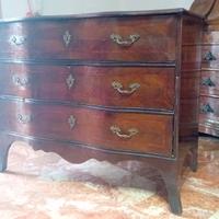 Cassettone genovese del 700