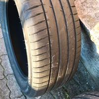 Gomme Michelin estive