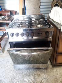 GAS CON FORNO