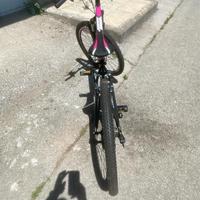 Bici Atala Starfighter misura 27,5 Nera/Fucsia