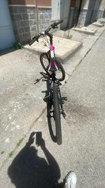Bici Atala Starfighter misura 27,5 Nera/Fucsia