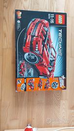 LEGO TECHNIC 11-16 anni