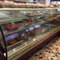 Arredamento bar/pasticceria