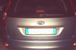 Ford Fiesta 5 porte benzina   azzurro metallizzato