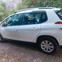 Peugeot 2008 - 2014