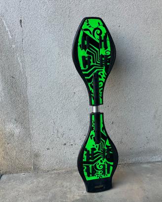 Waveboard verde e nero
