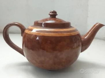 Teiera in terracotta
