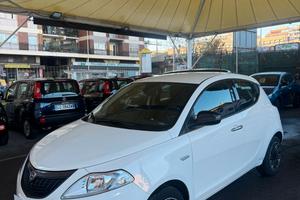 LANCIA YPSILON 1.0 HYBRID ORO **PREZZO REALE**