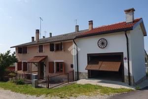 CASA SEMINDIPENDENTE A CONCO