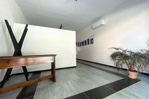 NEGOZIO A VEZZANO SUL CROSTOLO