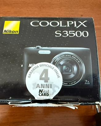 Nikon Coolpix S3500