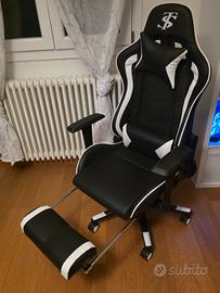 Sedia Gaming con Poggiapiedi