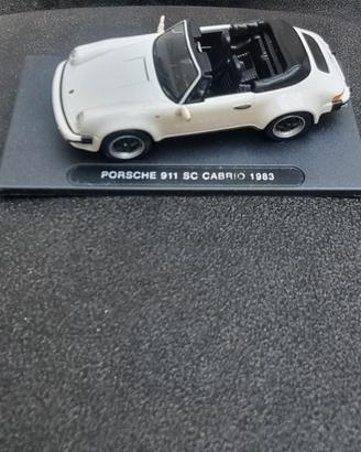 Modellini auto Porsche 911 SC Cabrio 1983 IXO Mode