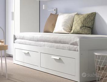Letto, divano Ikea Brimnes
