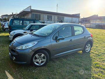 Peugeot 207 1.4 benzina 75cv