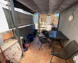 Indipendente con cortile
