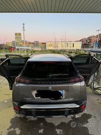 Peugeot 2008 Allure Pack 1.2 PureTech 130