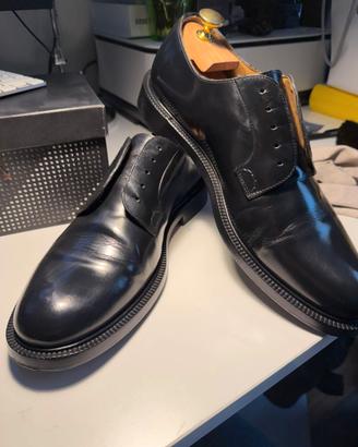 Scarpa da uomo classica colore nero allacciata cuo