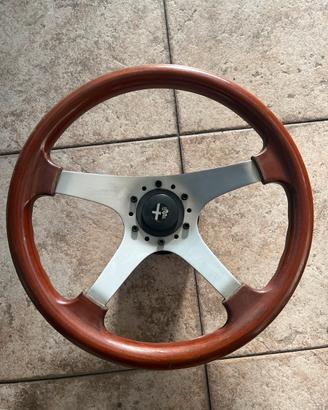 Volante Nardi Torino 4 razze Alfa Romeo