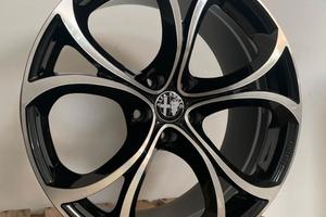 4 Cerchi MAK LARIO da 19 Alfa RomeoTonale Stelvio