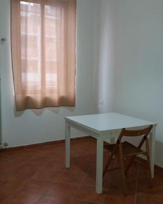 Monolocale ammobiliato e accessoriato