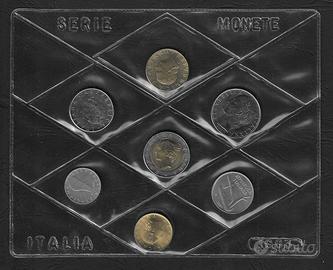 Italia - set annuale FdC 1983 UNI 778