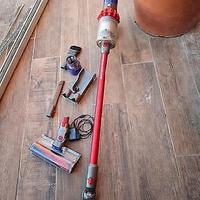 Dyson v10 motorhead