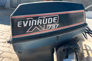 Motore fuoribordo 2T - EVINRUDE 737