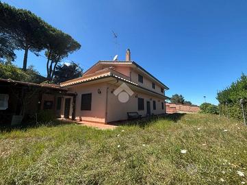 VILLA SINGOLA A MORLUPO
