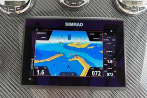 Simrad Go 9 impianto audio Hertz