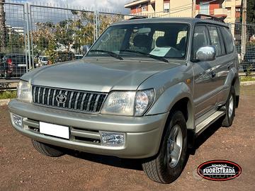 Toyota Land Cruiser 3.0 Tdi D-4D cat 5 pt KDJ95 GX