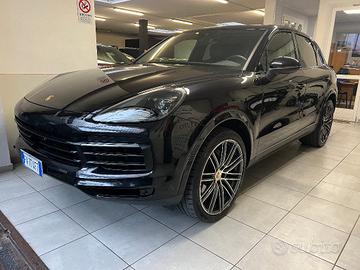 PORSCHE Cayenne 3.0 V6 TIPTRONIC PELLE TETTO APR