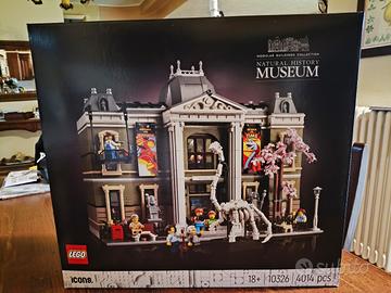 LEGO Icons 10326 – Museo di Storia Naturale - NUOV