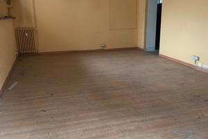 Magazzino a Sacconago 250mq con accesso carraio