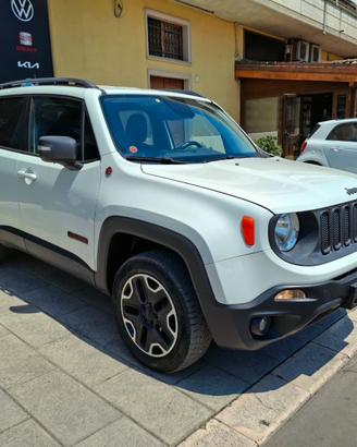Jeep Renegade Trailhawk 2.0 Mjt 170cv 4WD Active D