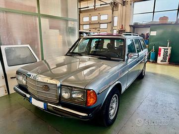 MERCEDES Serie 200-280(W123) - 1985