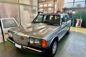 MERCEDES Serie 200-280(W123) - 1985