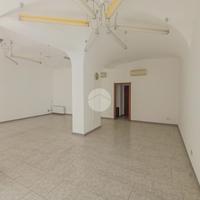 UFFICIO A BRIGNANO GERA D'ADDA