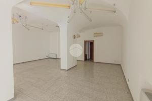 UFFICIO A BRIGNANO GERA D'ADDA