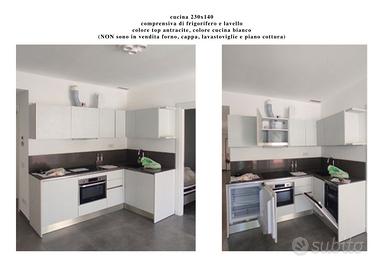 Vendese attedi in stock per ristrutturazione