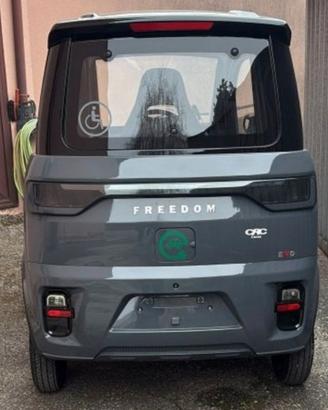 Auto elettrica minicar FREEDOM EVO
